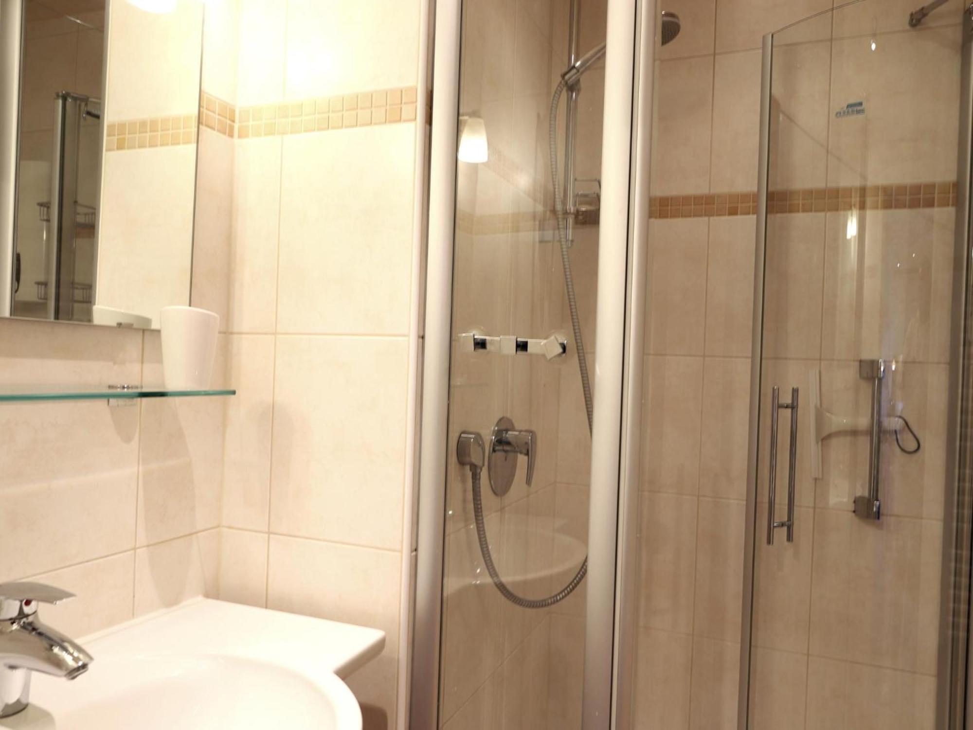 ווסטרלנד Schoenes Neues Hochwertig Renoviertes 2-Zimmer Appartement In Der 4. Etage. מראה חיצוני תמונה